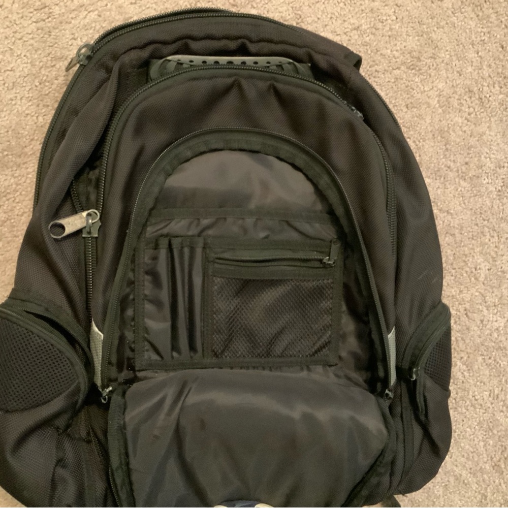 Laptop Backpack - Picture 3 of 7